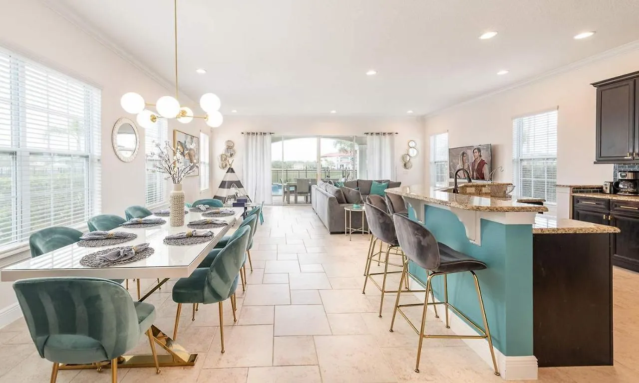 Graceful 6 Bdrm With Captivating Views At Reunion Holiday home