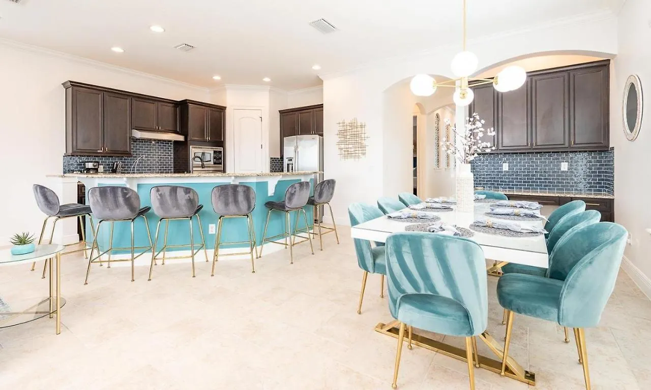 Graceful 6 Bdrm With Captivating Views At Reunion *