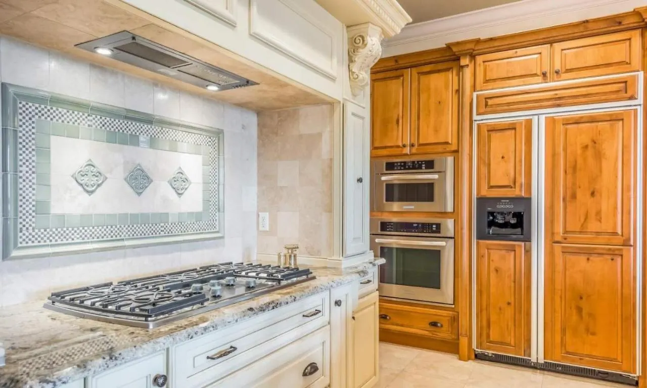 Holiday home Traditional 5 Bdrm With Open Concept Kitchen At Reunion Kissimmee