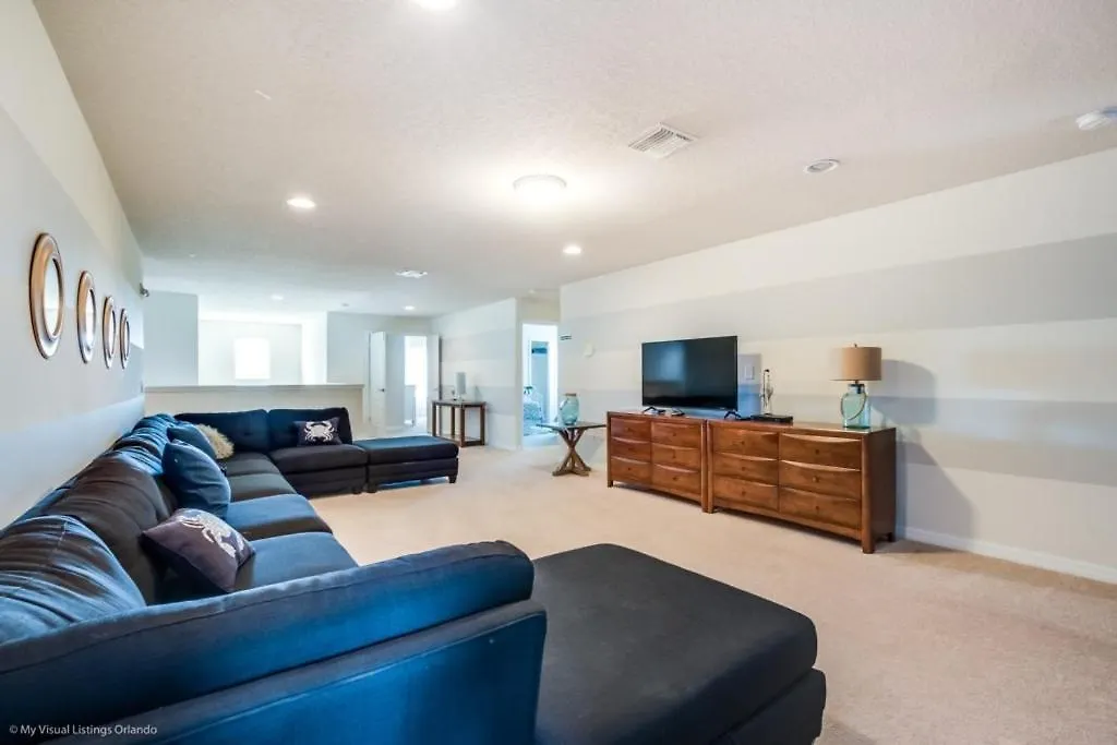 8 Bed Windsor At Westside Resort! *
