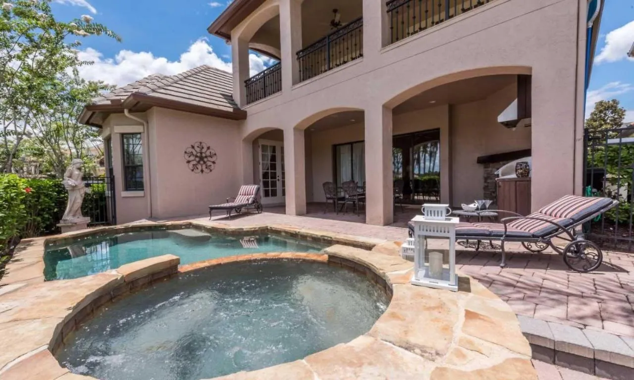Traditional 5 Bdrm With Open Concept Kitchen At Reunion