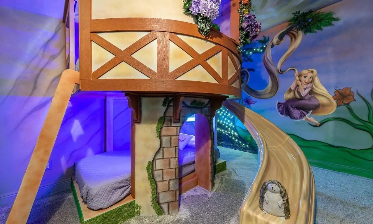 Magical 6 Bdrm With Themed Bedrooms At Reunion