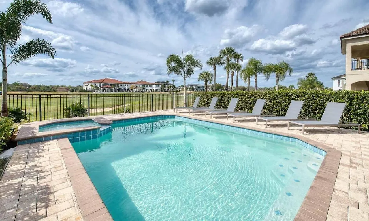 Graceful 6 Bdrm With Captivating Views At Reunion *