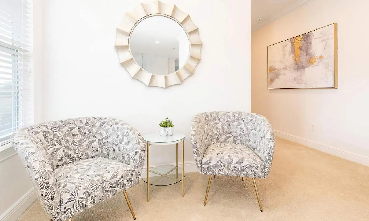Graceful 6 Bdrm With Captivating Views At Reunion *