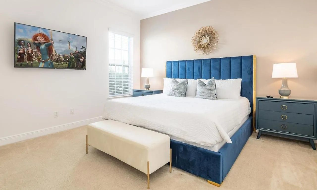 Graceful 6 Bdrm With Captivating Views At Reunion