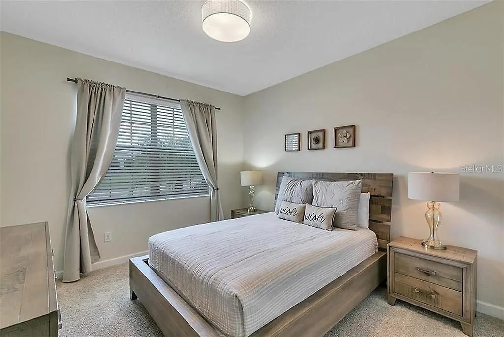 5 Bed Storey Lazy River *
