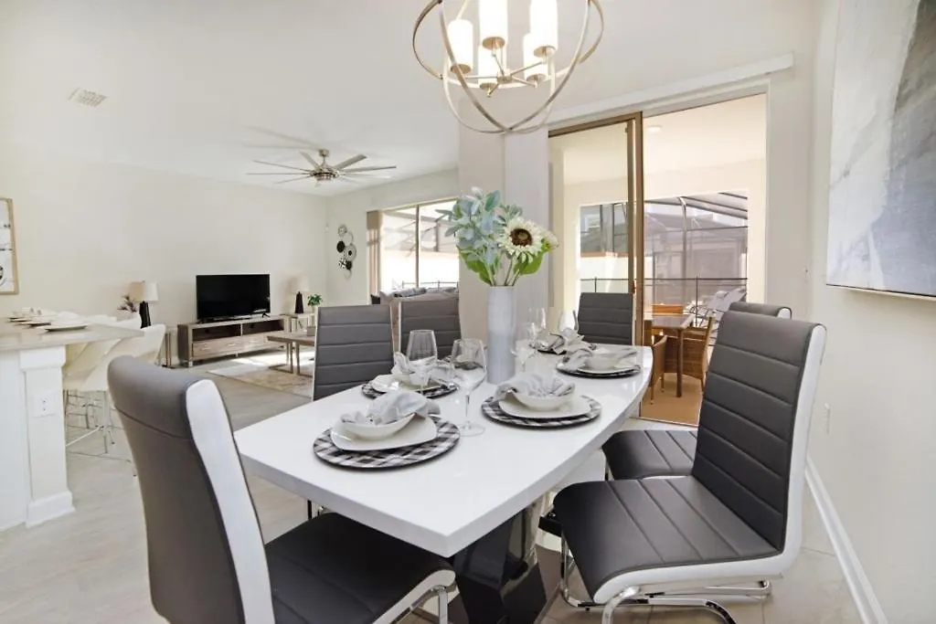 Holiday home Storey In Amazing With Lazy River Townhouse