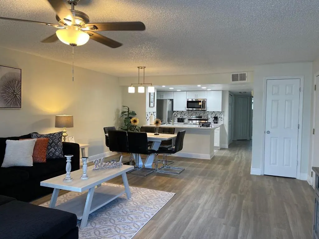 Apartment Grand Family Superior 3br Near Parks