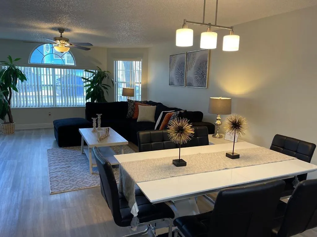 Apartment Grand Family Superior 3br Near Parks