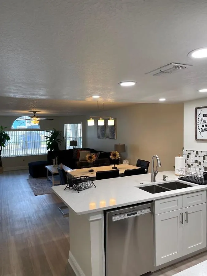 Grand Family Superior 3br Near Parks *