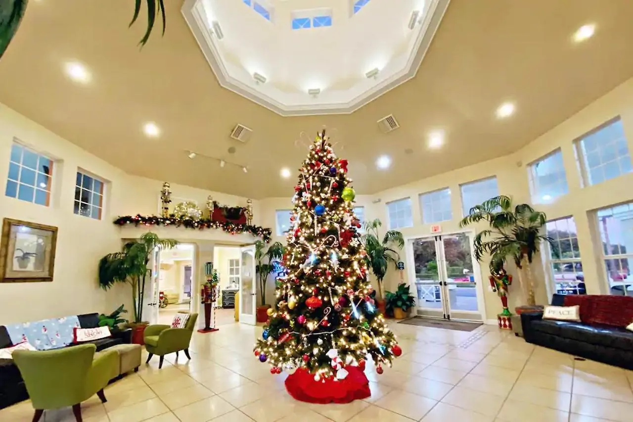 Resort-style Near Disney World Apartment *