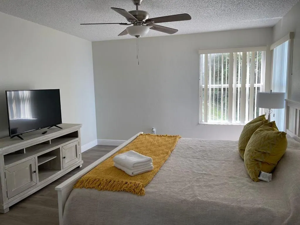 Apartment Grand Family Superior 3br Near Parks