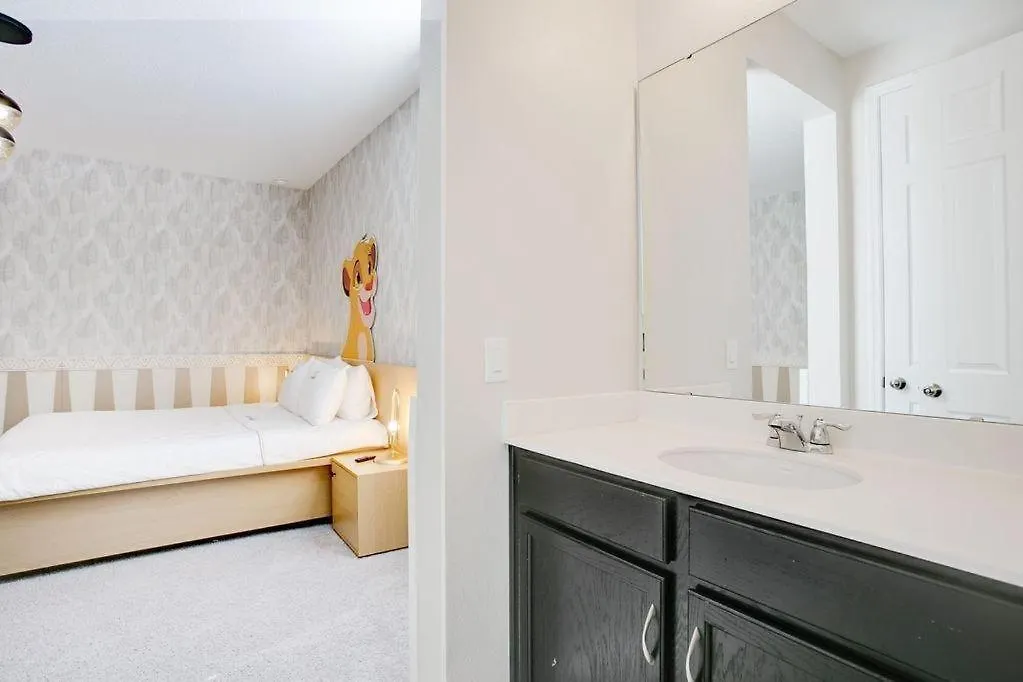 Bsv1805 - Luxury 8 Bedroom 6 Bathroom In The Desirable Solara