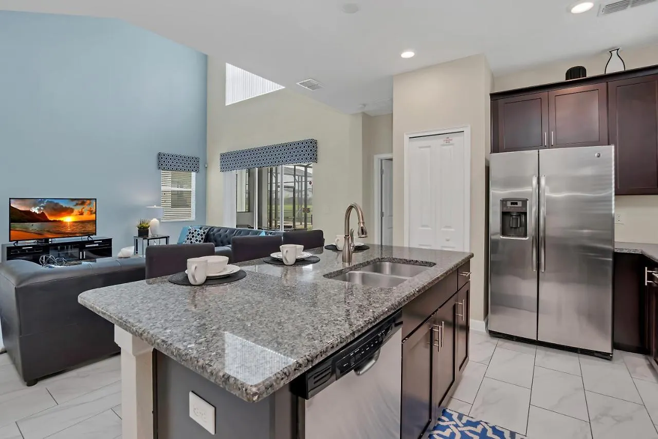 Lakeview With Private Pool And Free Water Park -10mins From Disney- Holiday home *