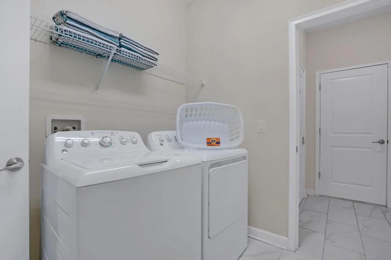 Lakeview With Private Pool And Free Water Park -10mins From Disney- *