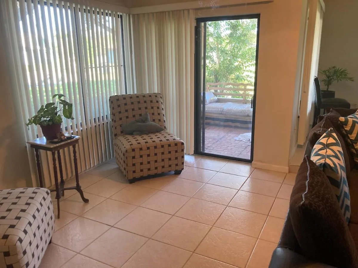 Irises House - Private In