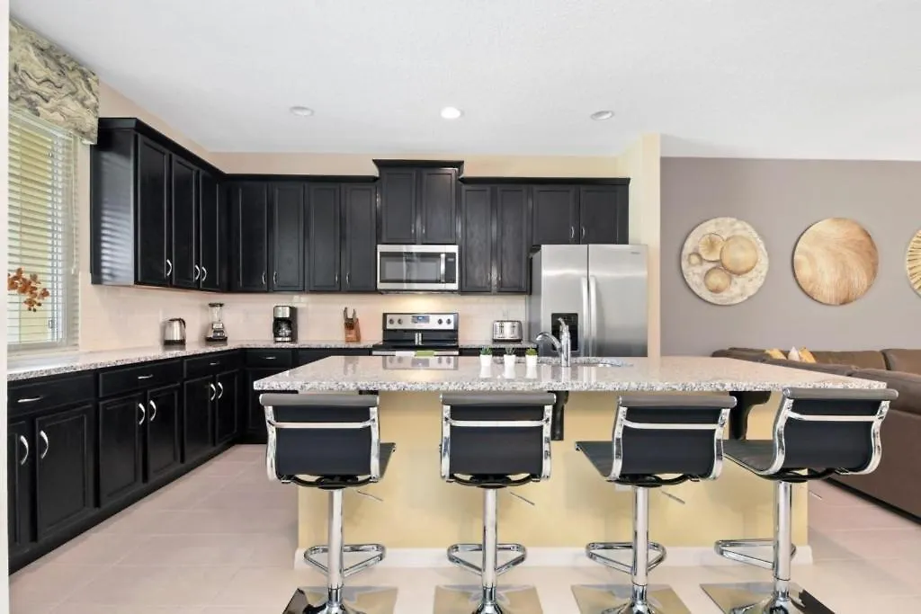 Solara Brand New 4 Bed 4,5 Bath Townhome Townhouse *