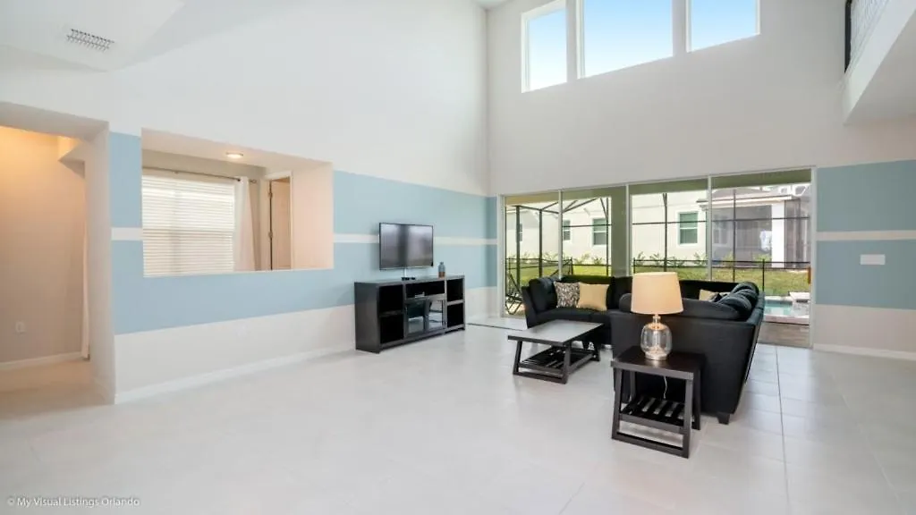 Beautiful Spacious 6 Bed Pool, Spa, Game