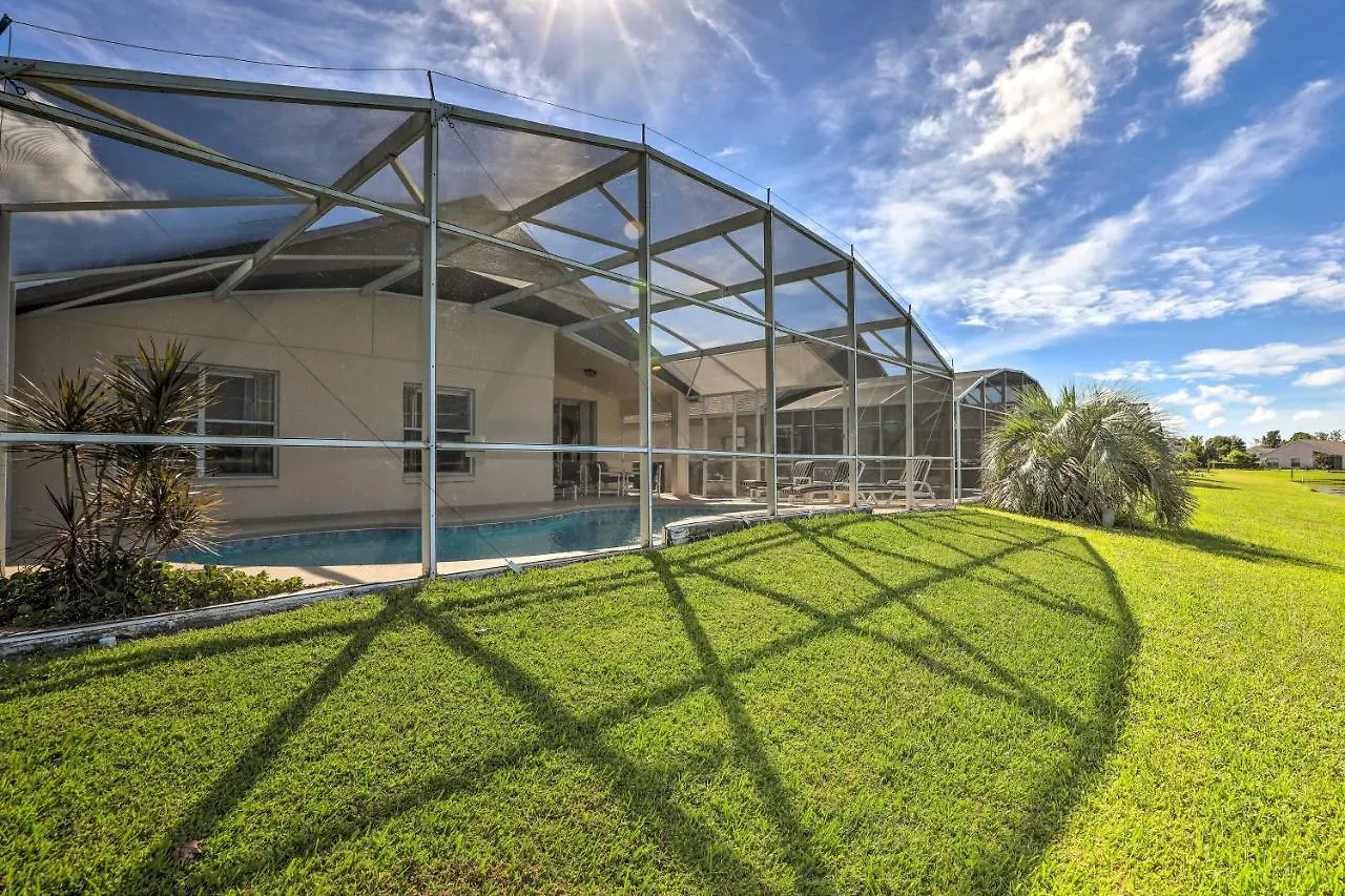 With Pool About 8 Mi To World Holiday home