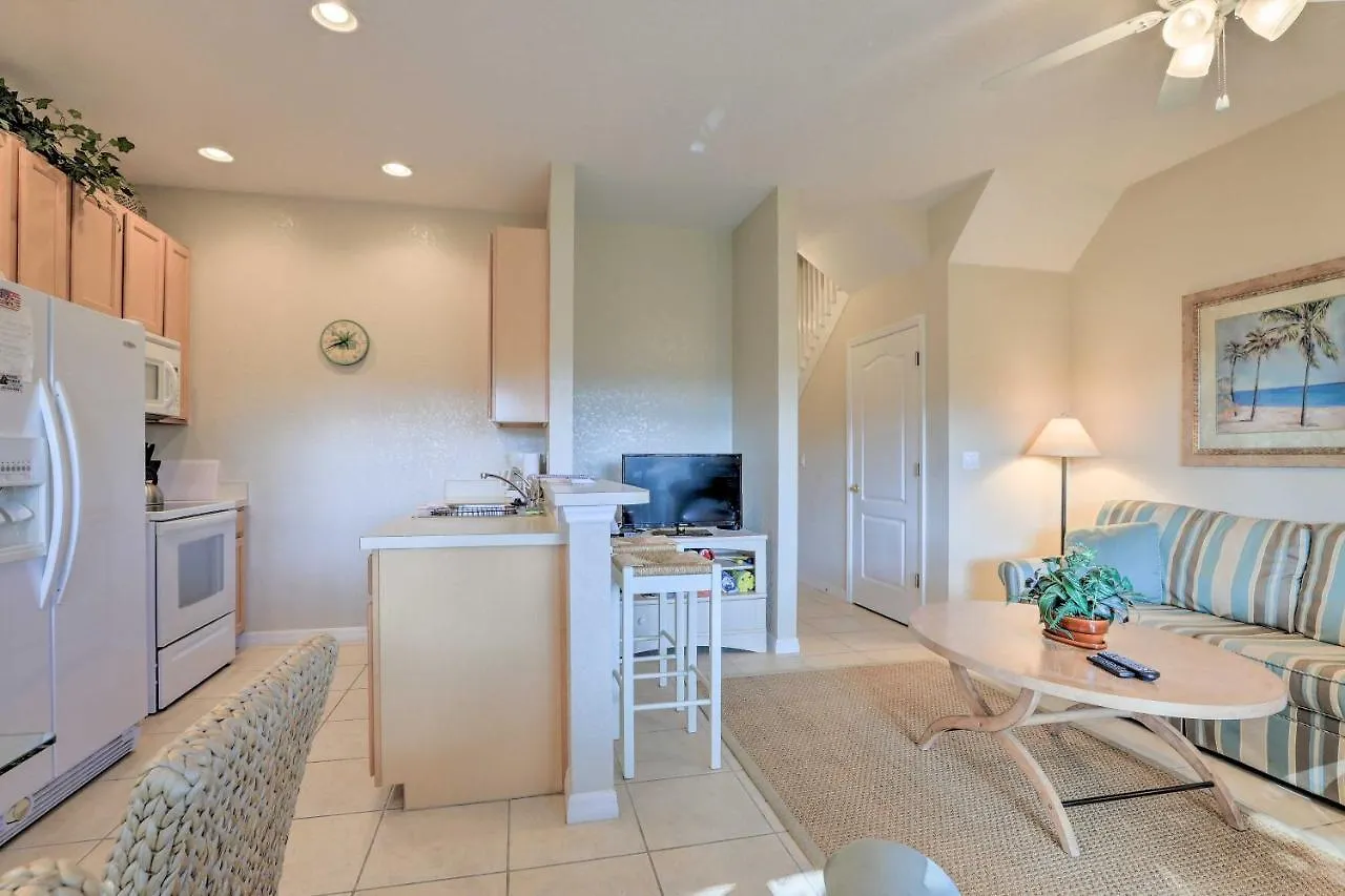 Family Townhome With Amenity Access! Holiday home