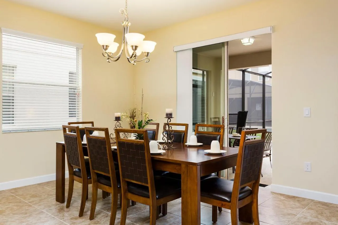 6br 6bath Pvt Pool 10min 3282ft Kissimmee
