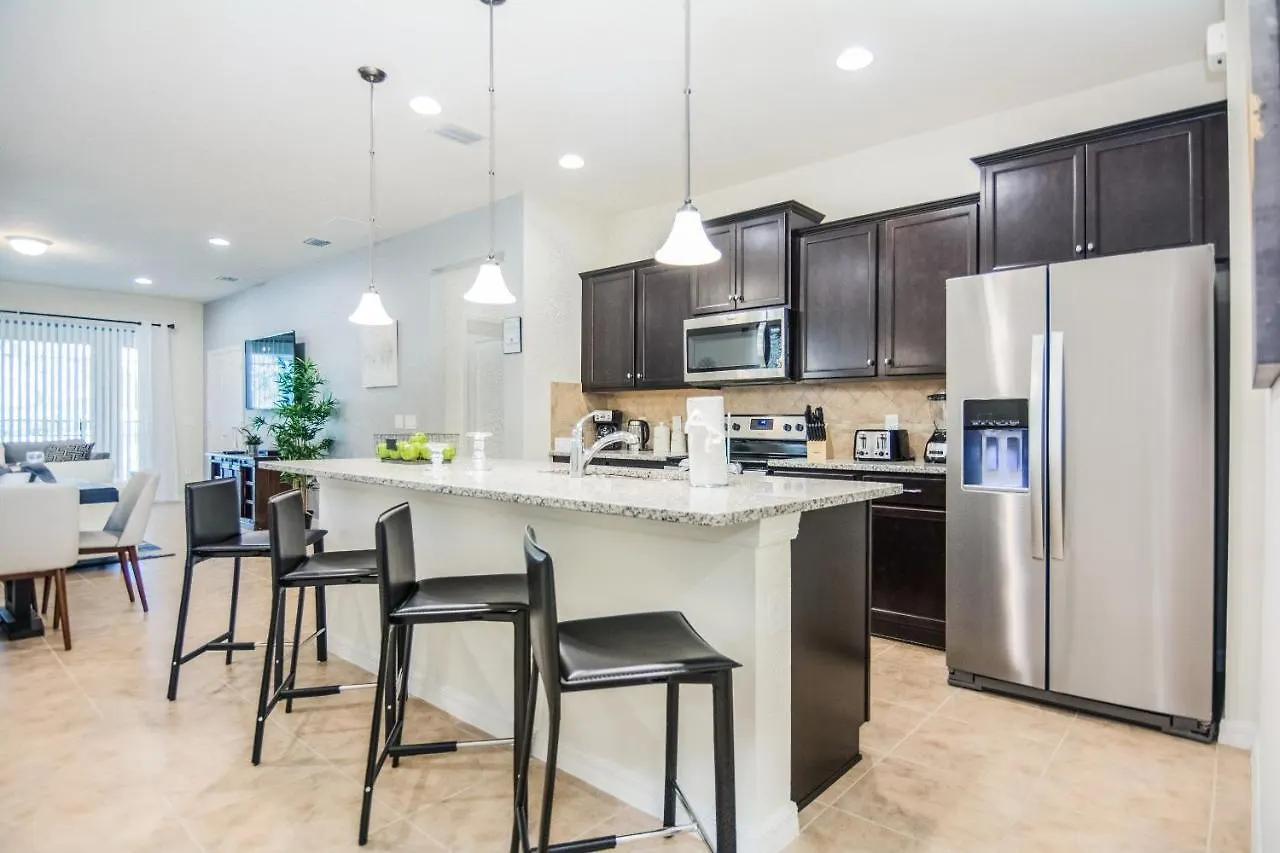 Luxury 7br 6ba Private Pool And Bbq Only13min To 4788 Sqft *