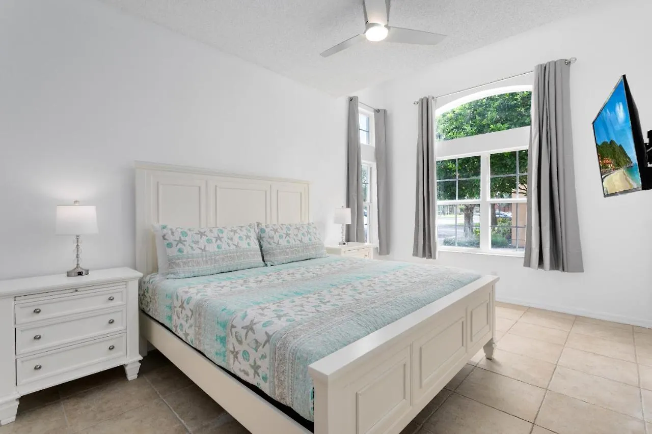 Holiday home Beautiful 4 Bedroom Townhome Conservation View