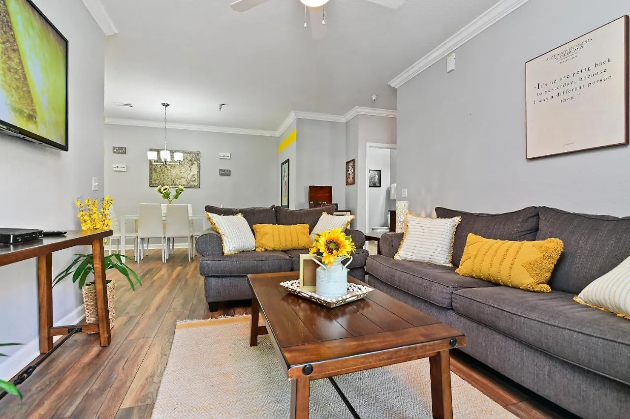 Minutes From Disney, Universal And More! Apartment
