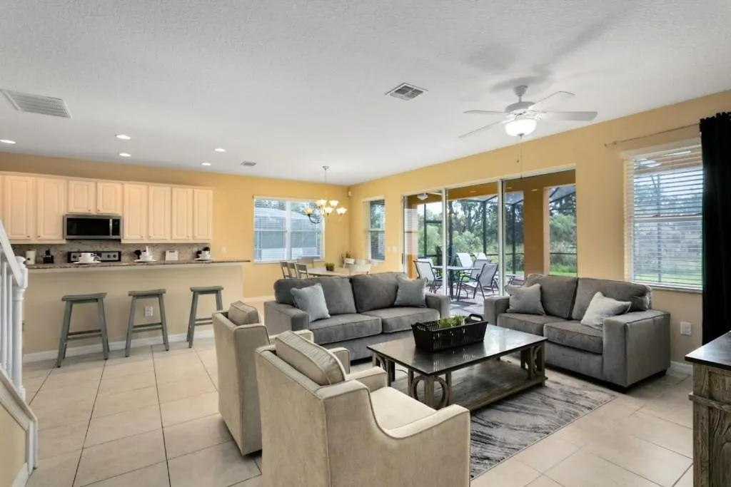 Veranda Home, 8br, 6 En-suites, View,pool Villa Kissimmee