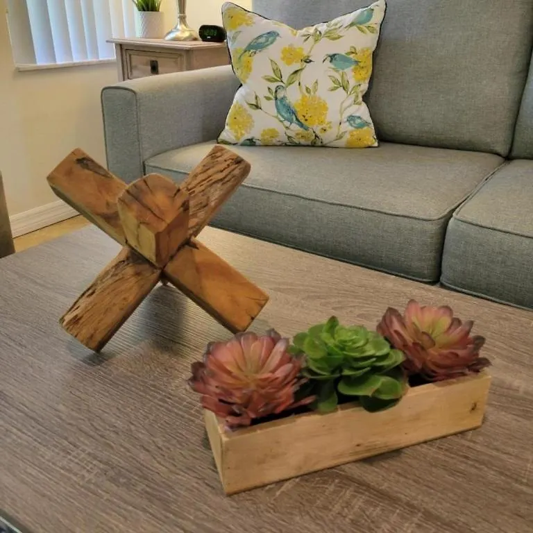 Holiday home Minutes To Boutique 3br 2,5 Bath Coastal Th Townhouse