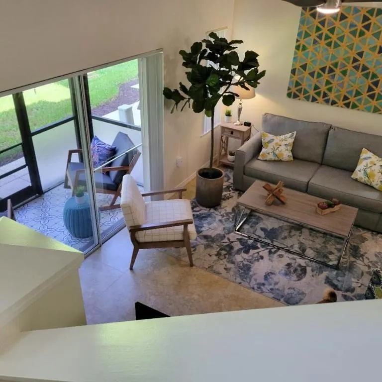 Minutes To Boutique 3br 2,5 Bath Coastal Th Townhouse *