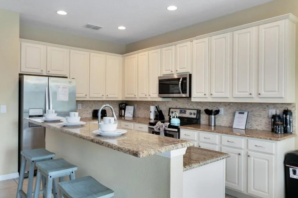 Veranda Home, 8br, 6 En-suites, View,pool