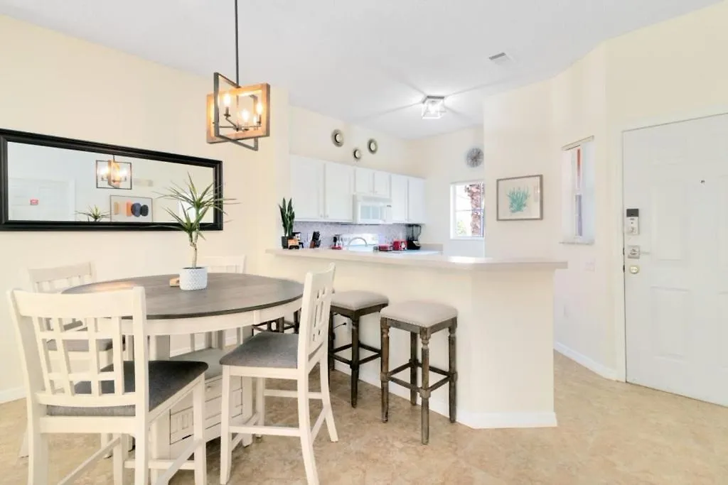 Minutes To Boutique 3br 2,5 Bath Coastal Th Townhouse Kissimmee