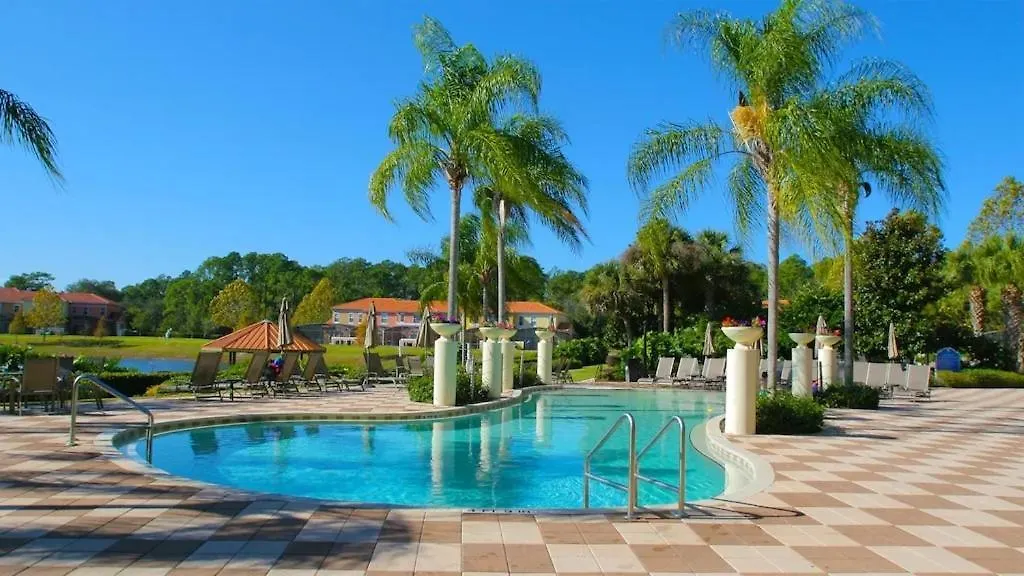 Luxury With Large Private South Facing Pool Townhouse Holiday home *