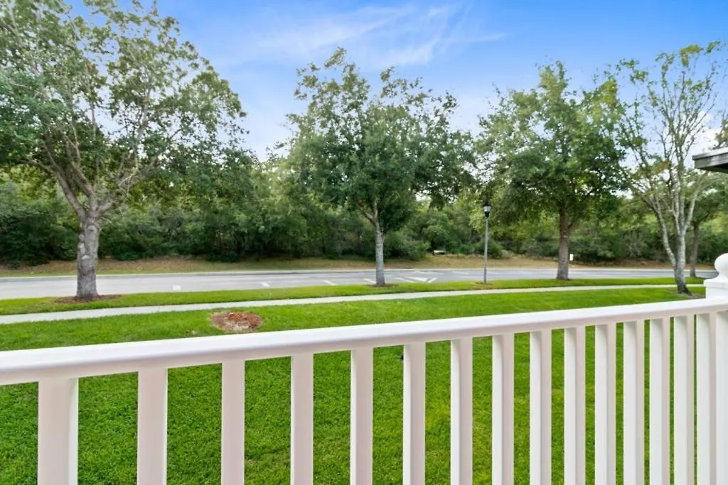 Minutes To Boutique 3br 2,5 Bath Coastal Th Townhouse Kissimmee