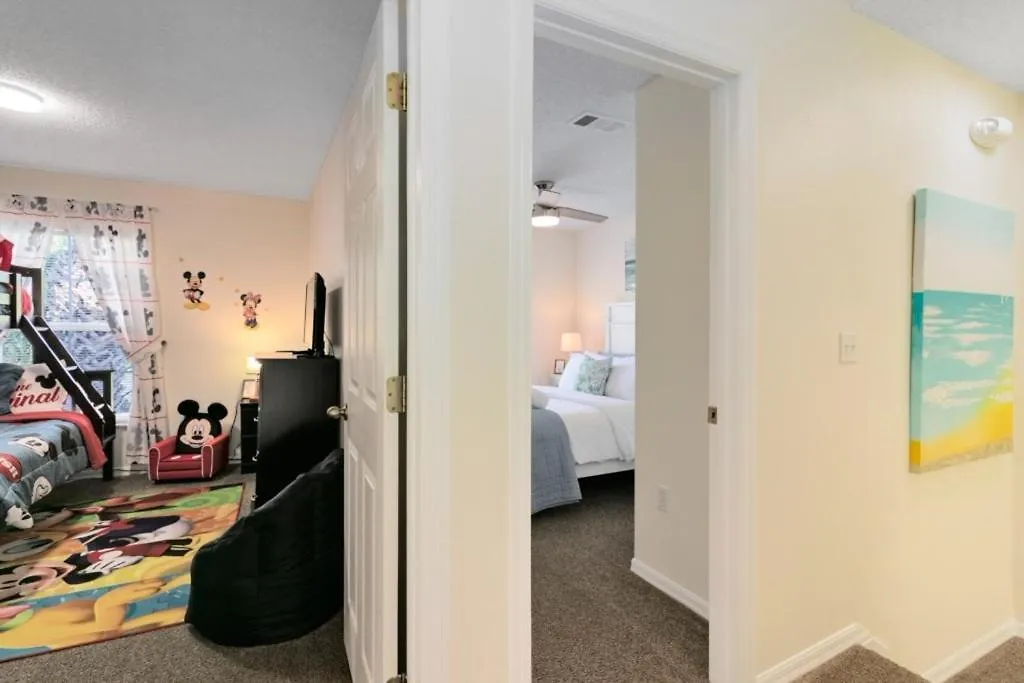 Minutes To Boutique 3br 2,5 Bath Coastal Th Townhouse Holiday home