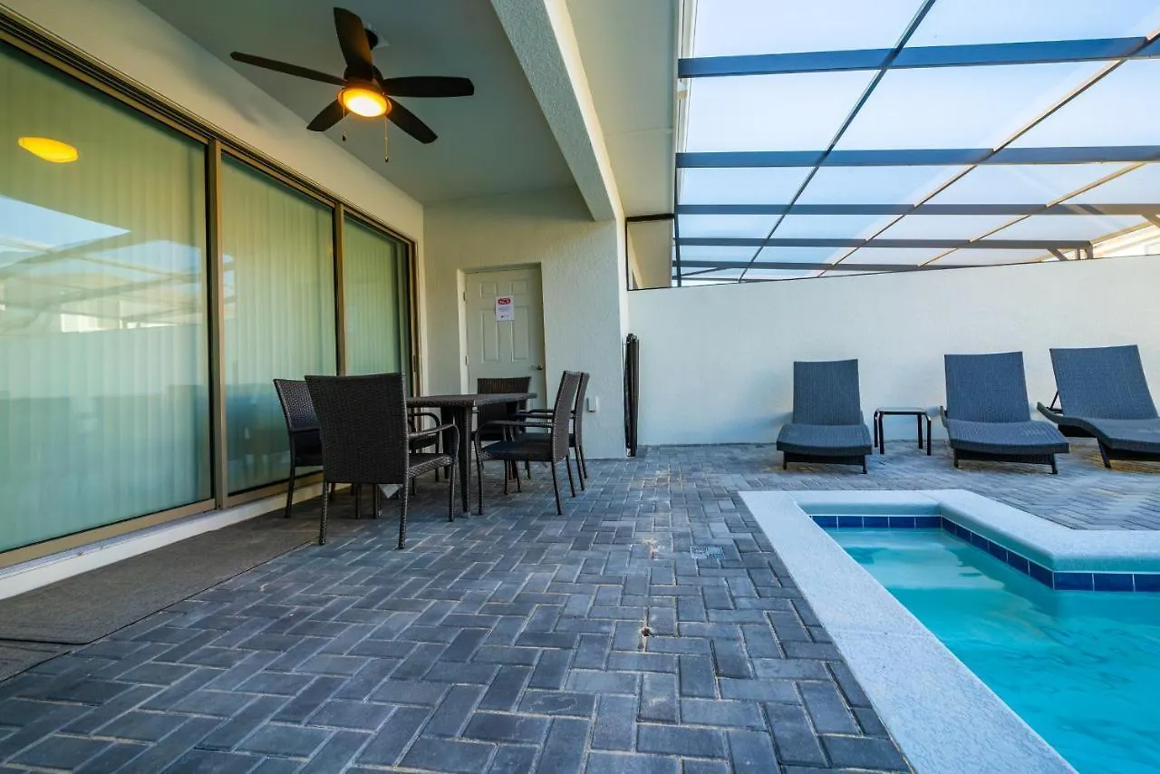 Magical Vacations P * Kissimmee
