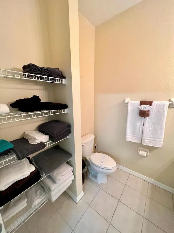 Grand Superior 3br Townhouse Near Disney Parks 度假居