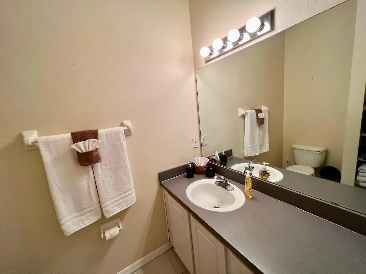 Grand Superior 3br Townhouse Near Disney Parks 度假居