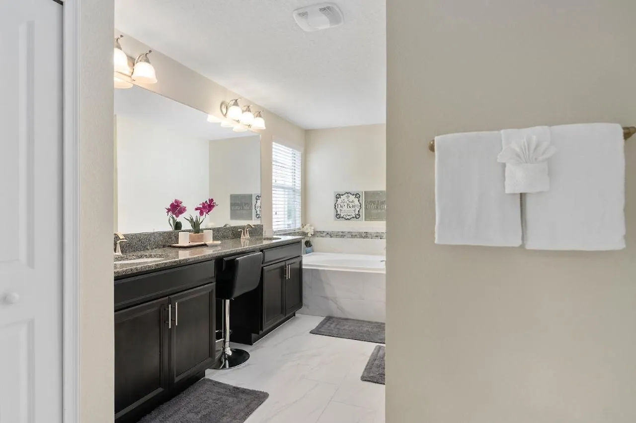 Holiday home Storey -6 Bedrooms Luxury W-pool & Kissimmee