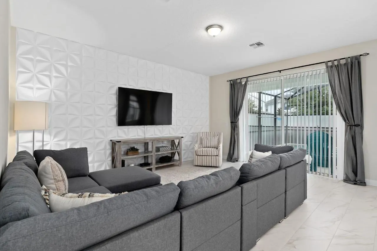 Holiday home Storey -6 Bedrooms Luxury W-pool & Kissimmee