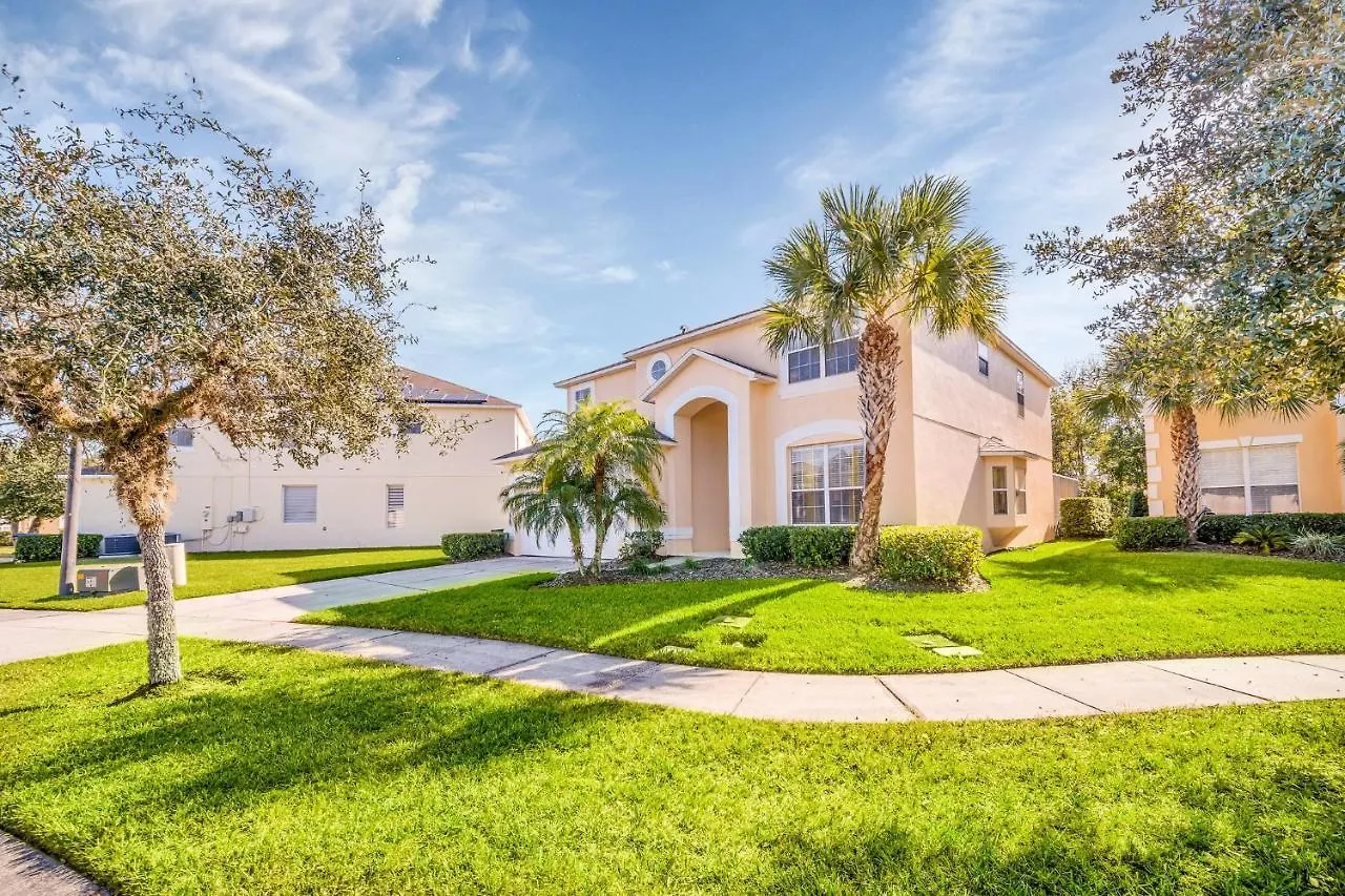 Large 6br Themed Family Near World Villa