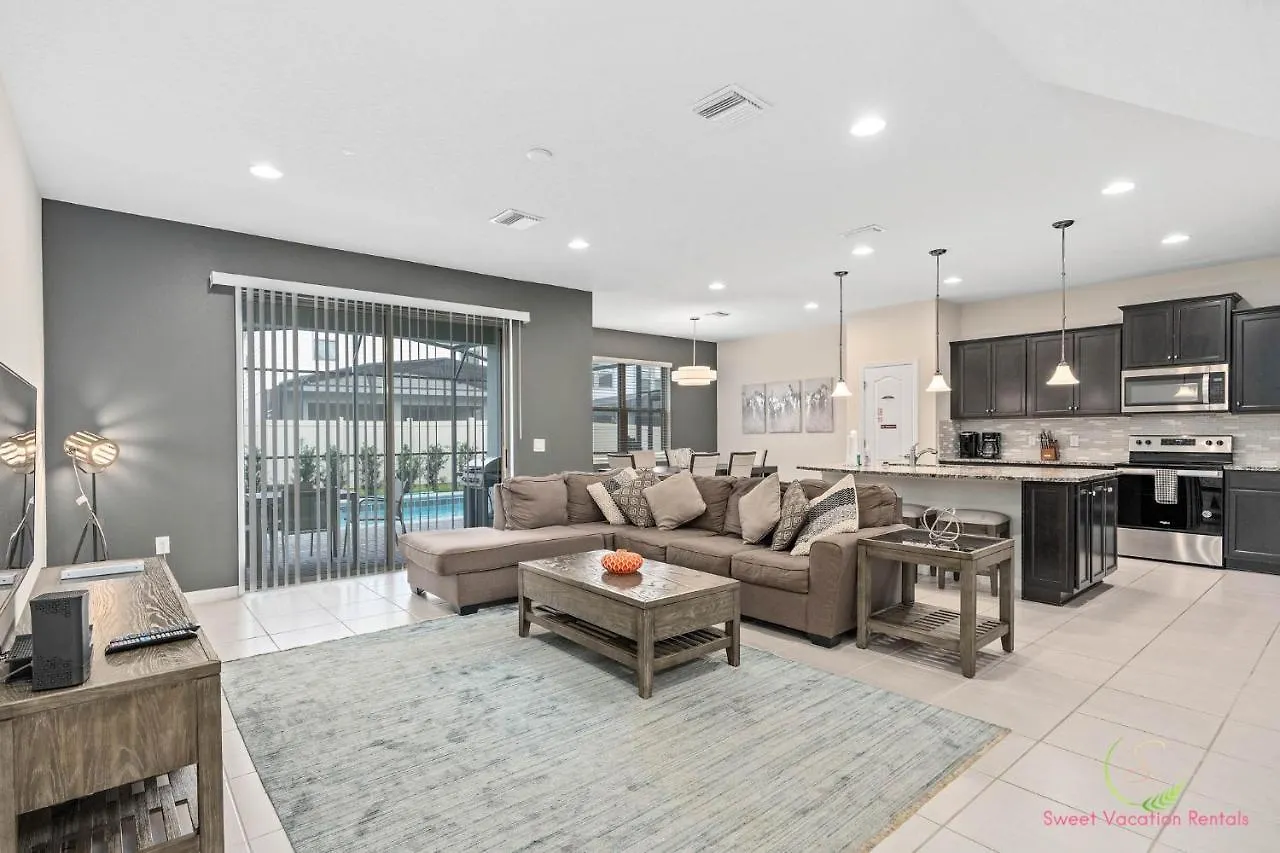 Villa Special! Near Disney, Windsor Luxury Villa, Pool. Kissimmee