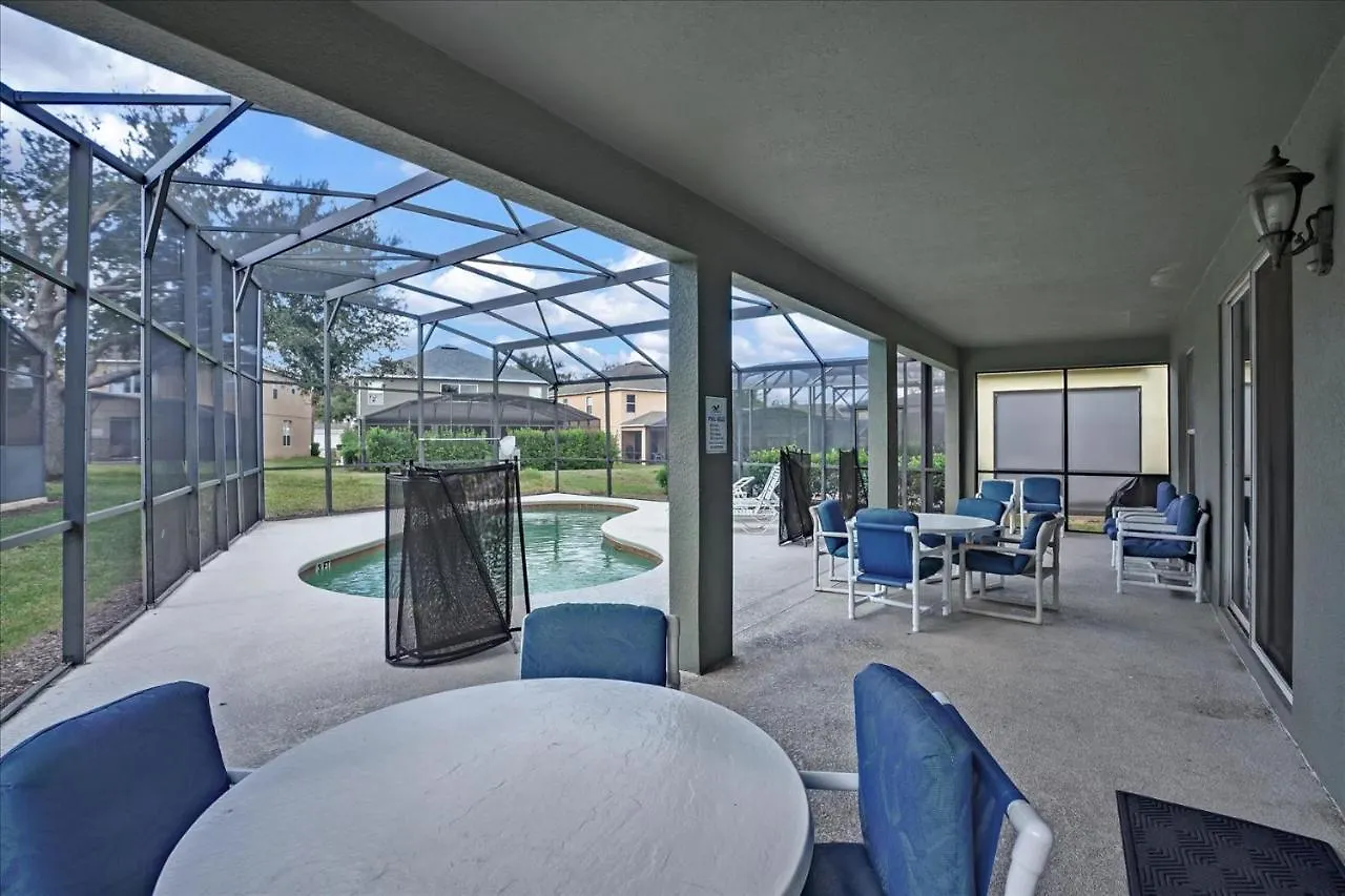 Excellent 7 Bedroom Eir Vacation - Private Pool