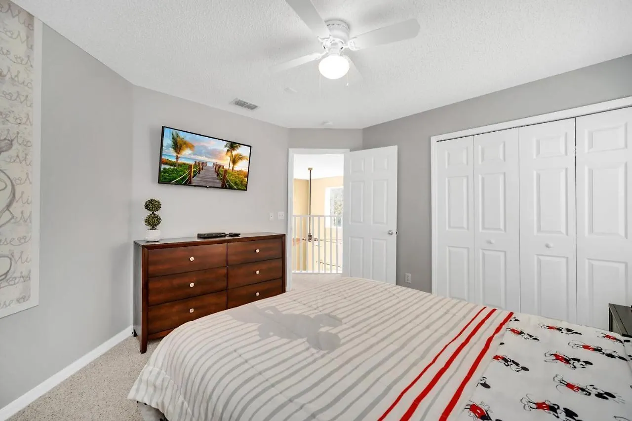 Large 6br Themed Family Near World Villa *