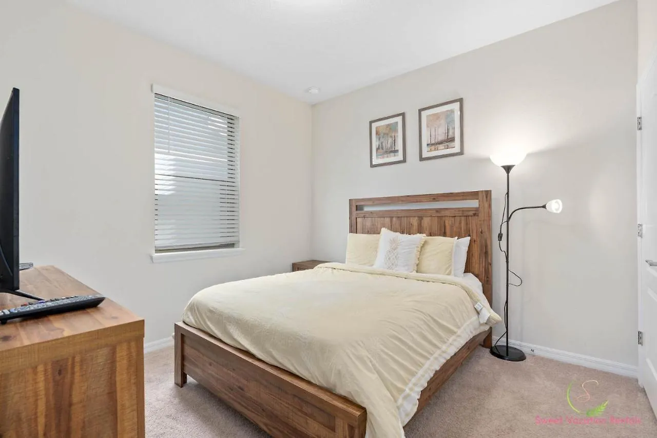 Villa Special! Near Disney, Windsor Luxury Villa, Pool. *