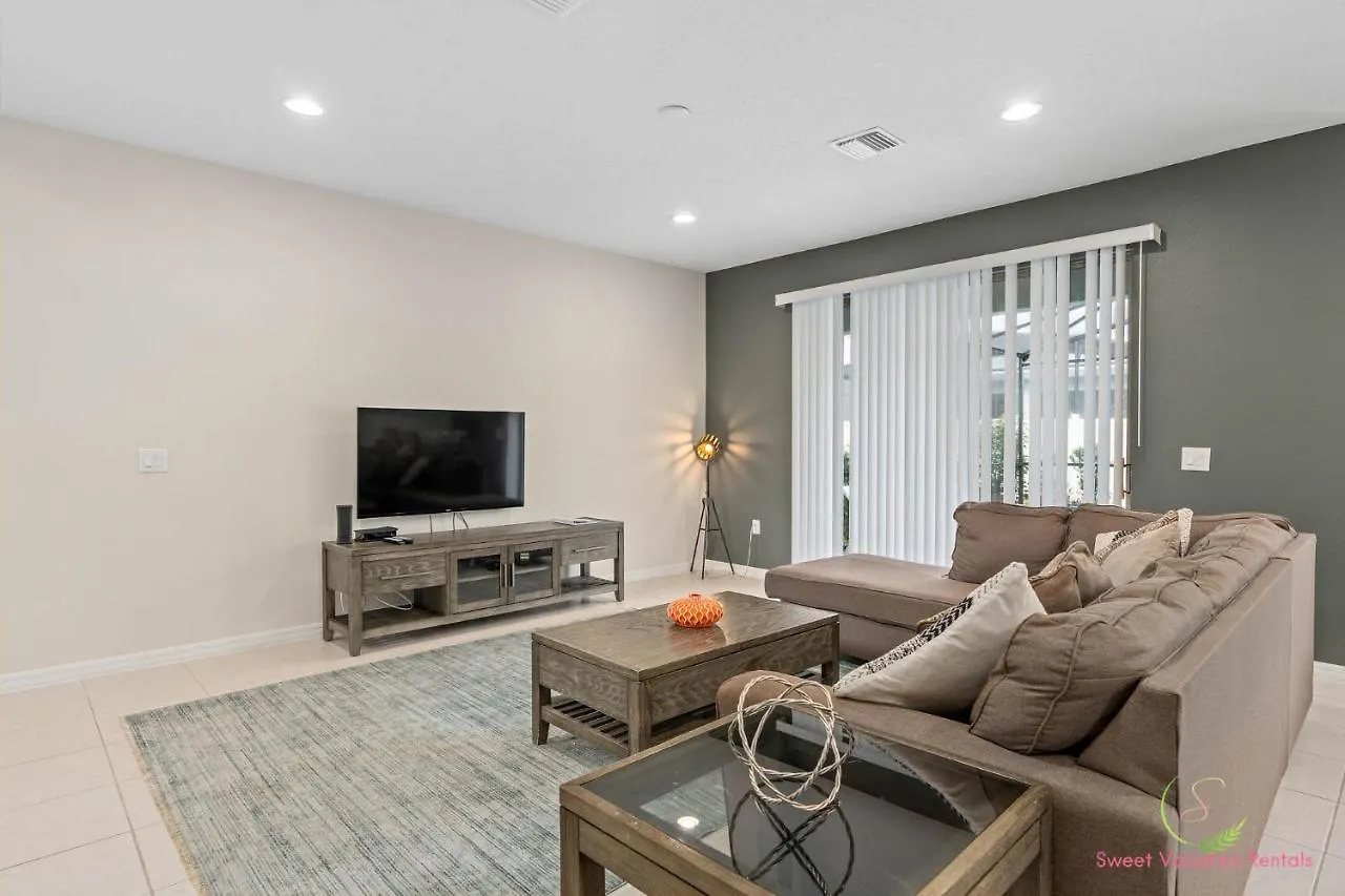 Villa Special! Near Disney, Windsor Luxury Villa, Pool. *