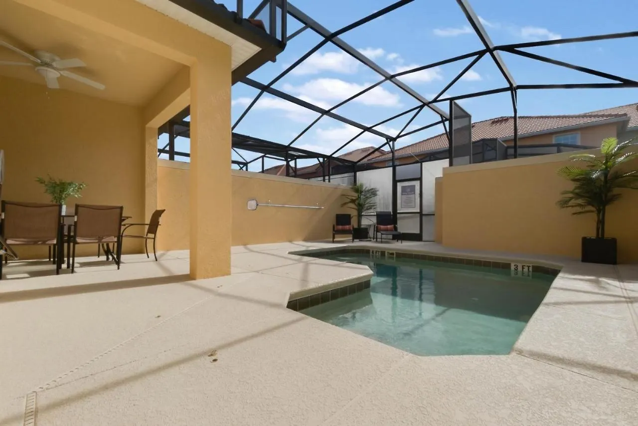 Townhome W Pool Near & Orlando Attractions