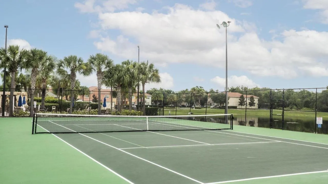 Apartment Frozen Retreat With Private Pool & Baby Gear Near Disney World *