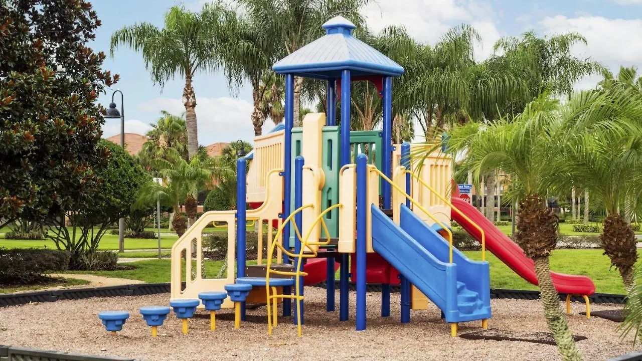 Frozen Retreat With Private Pool & Baby Gear Near Disney World *